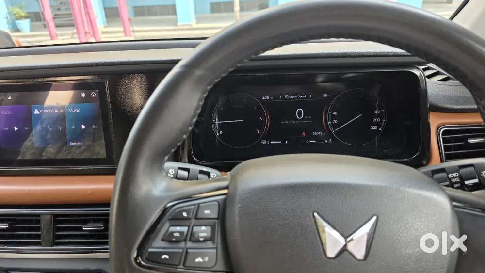Mahindra Xuv700 2024 Diesel 52000 Km Driven