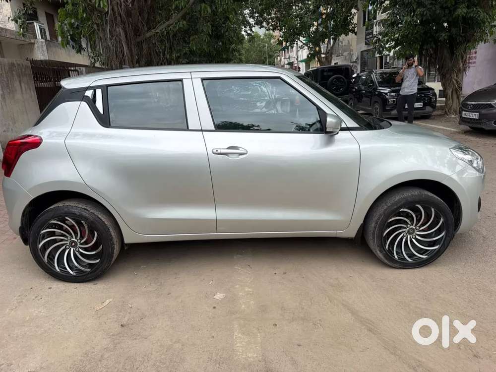 Maruti Suzuki Swift Lxi, 2022, Petrol