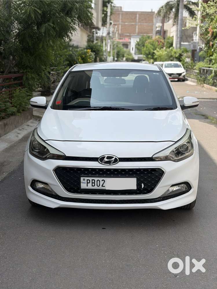 Hyundai I20 Petrol Asta Option, 2017, Petrol