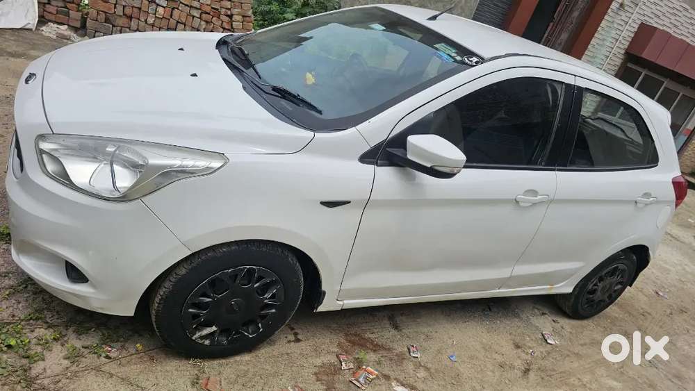 Ford Figo Titanium 2017
