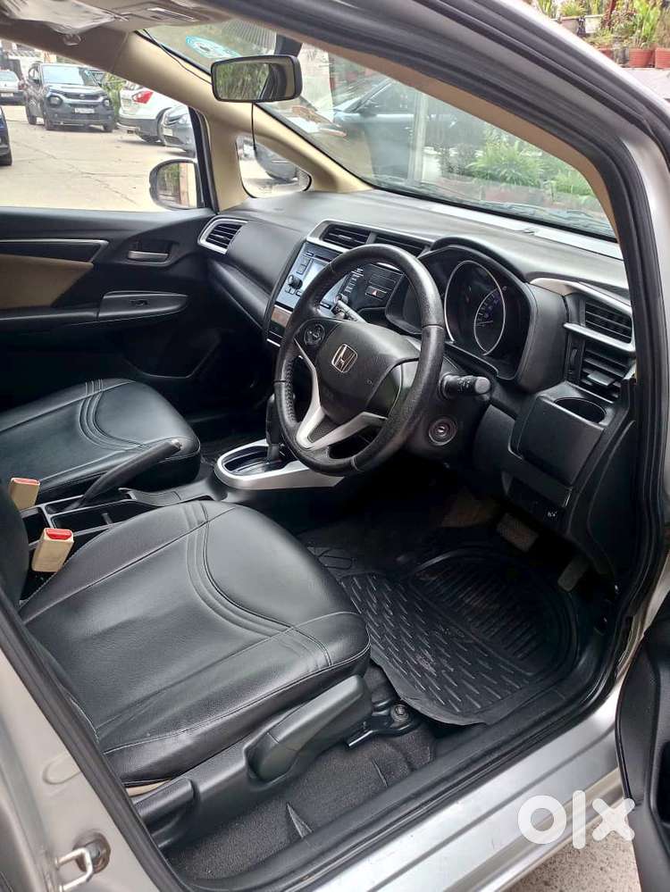 Honda Jazz V Automatic, 2017, Petrol