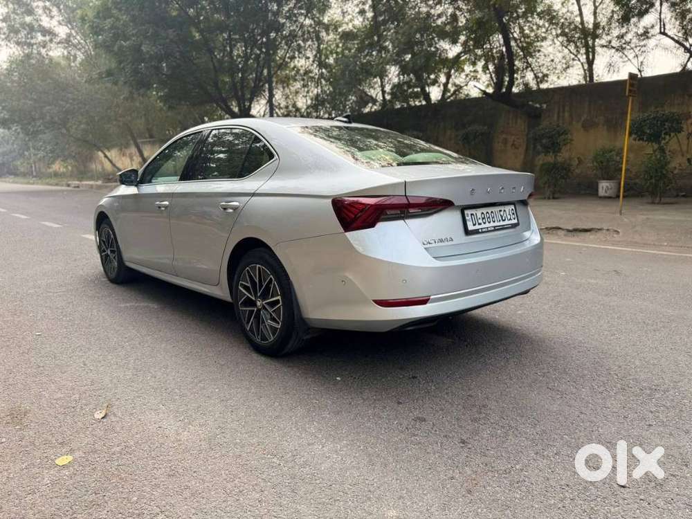Skoda Octavia 2.0 L K Tsi At, 2022, Petrol