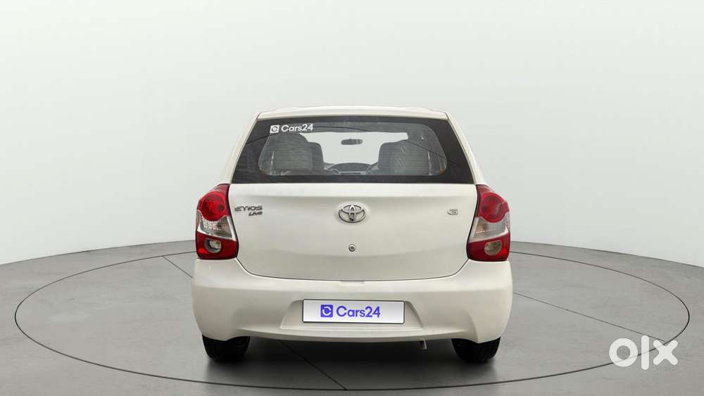 Toyota Etios Liva G, 2015, Petrol
