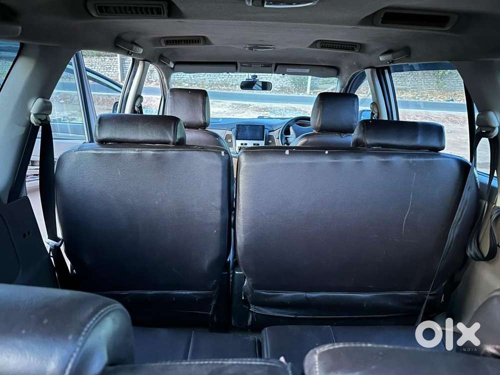 Toyota Innova 2015 Diesel Well Maintained