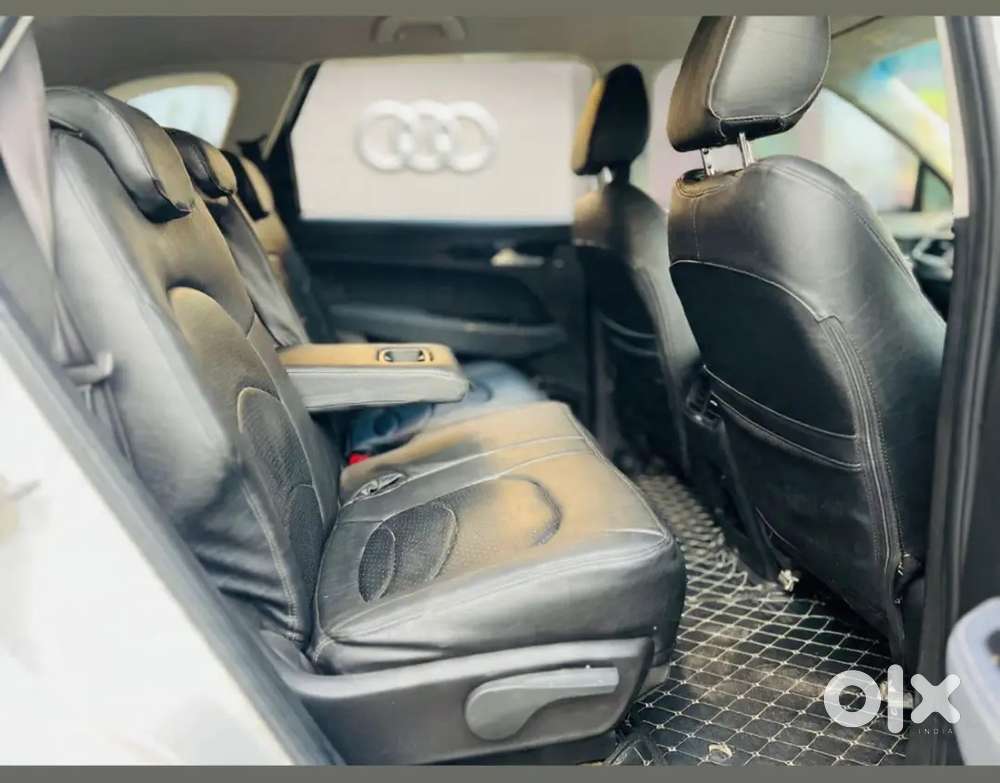 Mg Hector Plus 2021 Diesel 77800 Km Driven