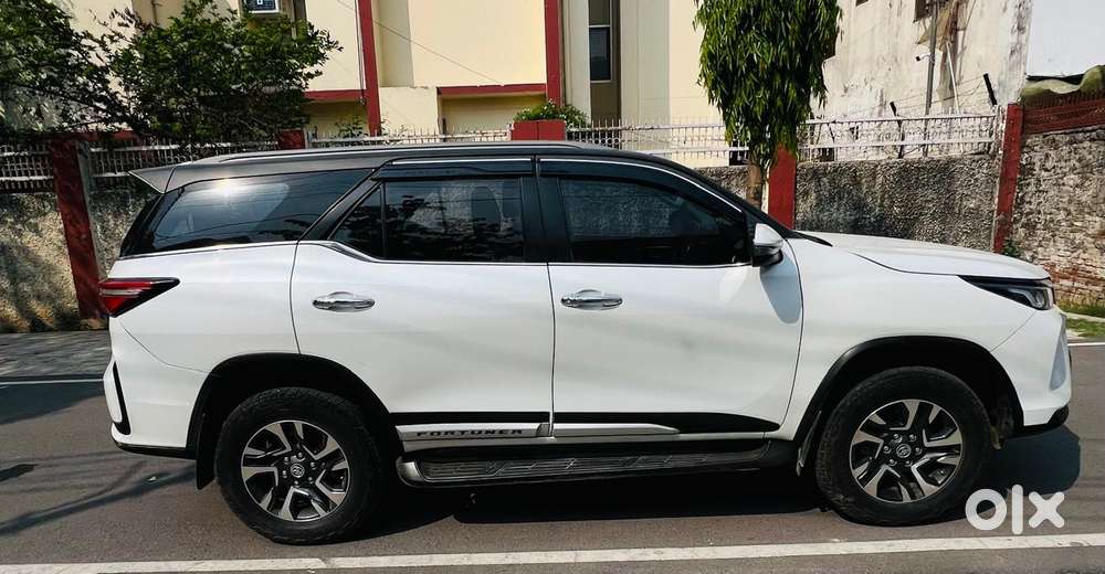 Toyota Fortuner Legender 4x2 At 2.8, 2024, Diesel