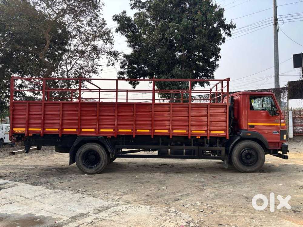 Tata Safari Accomplished Plus Dual Tone, 2024, Diesel