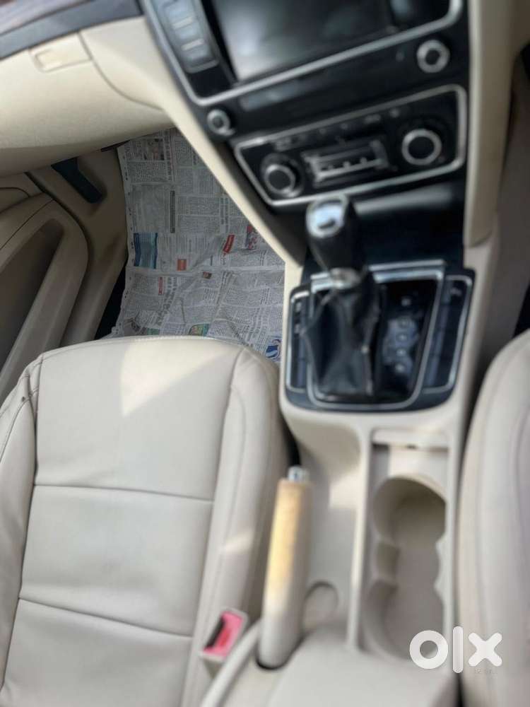 Skoda Superb 2.0 Elegance Tdi Cr At, 2015, Diesel