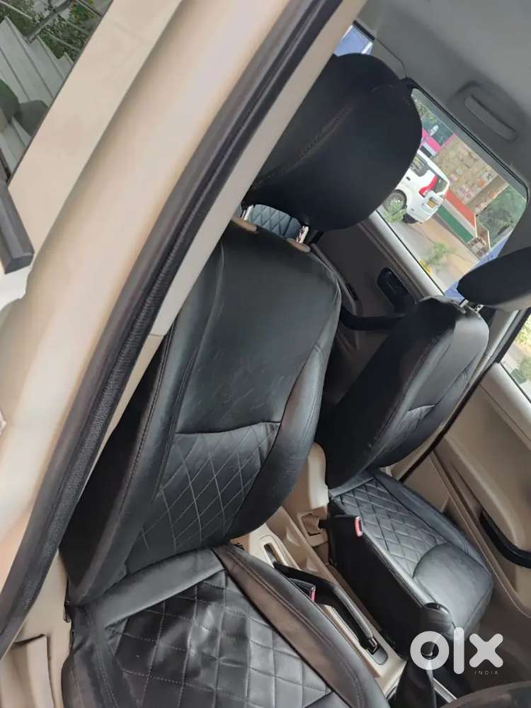 Mahindra Tuv 300 2016