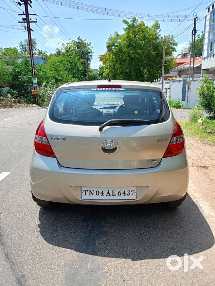 Hyundai I20 2009-2011 Asta, 2010, Petrol