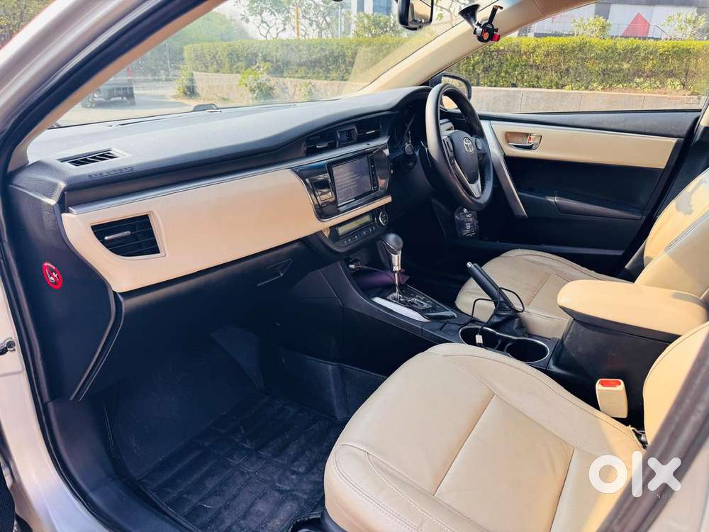 Toyota Corolla Altis Vl, 2015, Petrol