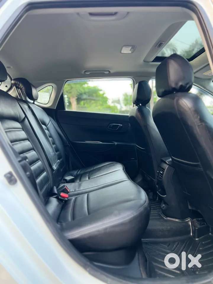 Hyundai I20 Asta (o) 1.2 Ivt, 2022, Petrol