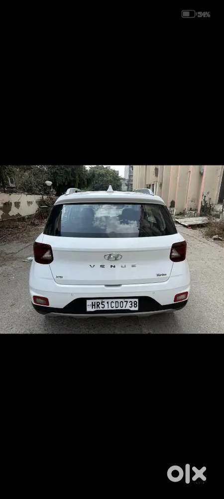 Hyundai Venue Automatic 2021 Petrol Well Maintained In Extreme