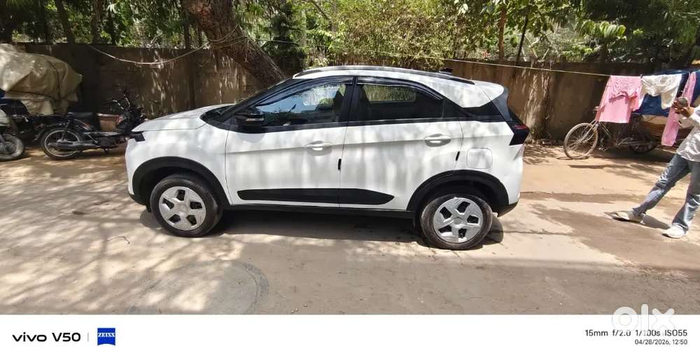 Tata Nexon Pure Plus S Petrol&cng