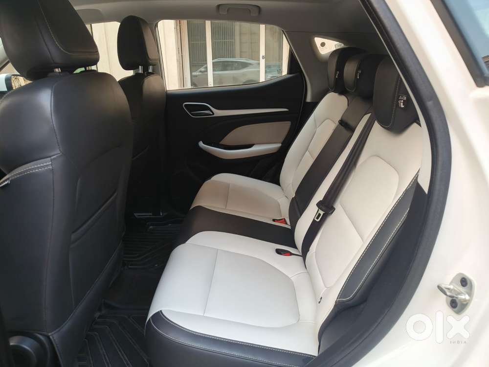 Mg Zs Ev Exclusive Iconic Ivory, 2022, Electric