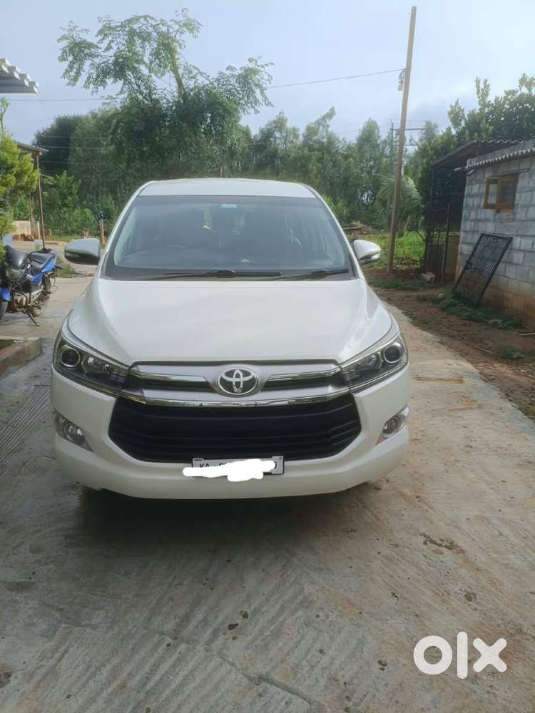 Toyota Innova Crysta 2016 Diesel Variant