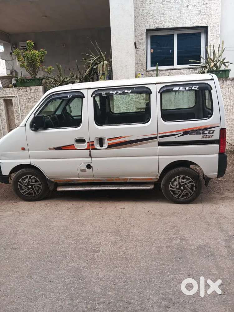 Maruti Suzuki Eeco 2022 Variant
