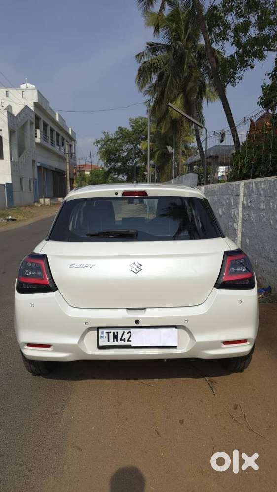Maruti Suzuki Swift Zxi Plus Amt Dual Tone, 2025, Petrol