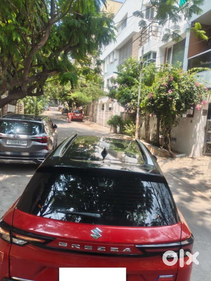 Maruti Suzuki Brezza Zxi Plus At, 2022, Petrol