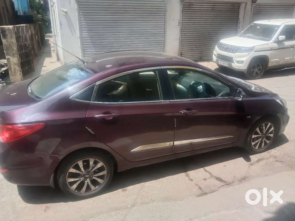 Hyundai Verna Sx 1, 6 Petrol 2013 Tax2028