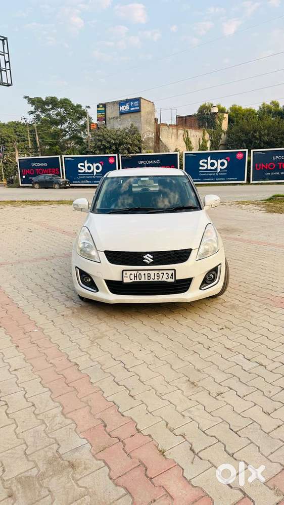 Maruti Suzuki Swift Vxi + Manual, 2016, Petrol