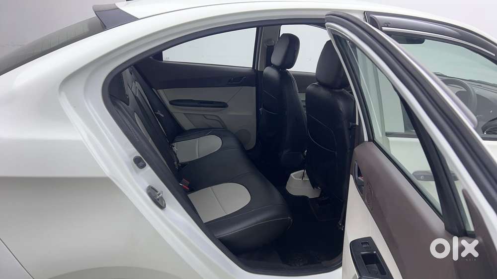 Tata Tigor 1.2 Revotron Xt, 2025, Petrol