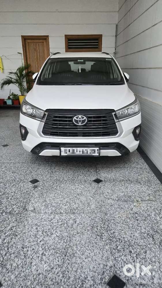 Toyota Innova Crysta 2022 Diesel 45000 Km Driven