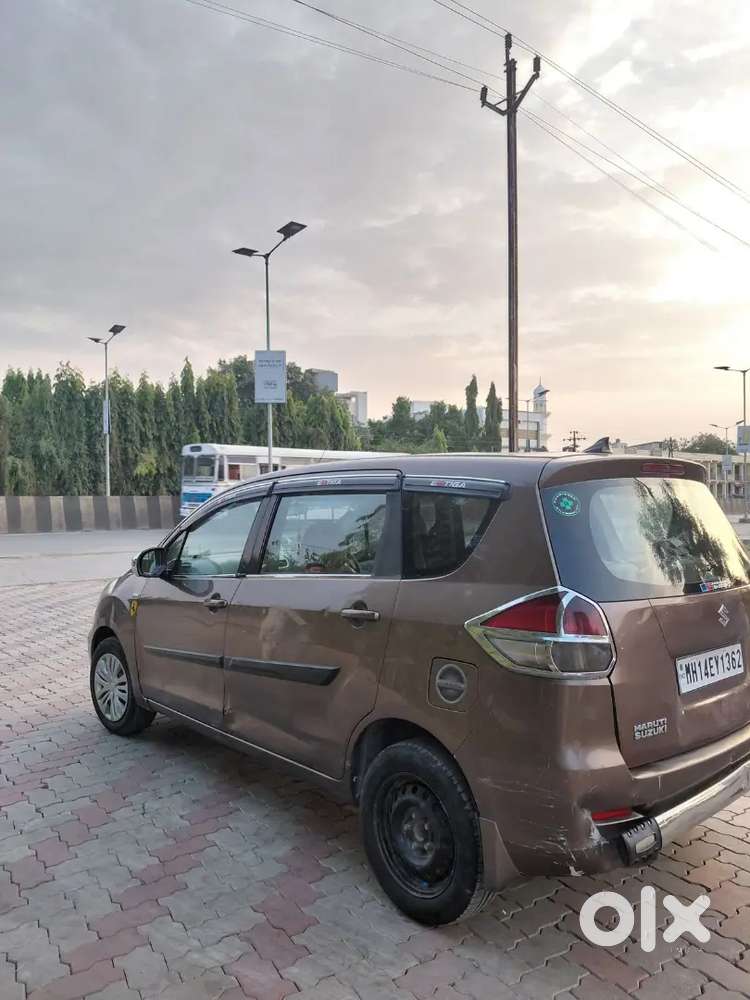 Maruti Suzuki Ertiga 2015 Diesel 160000 Km Driven