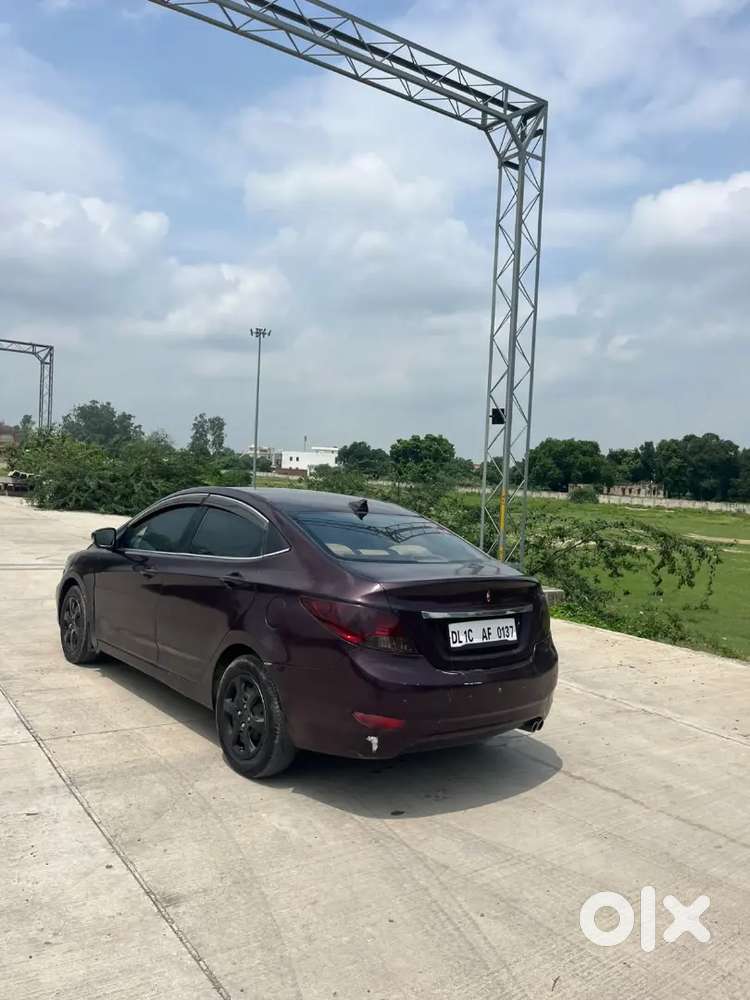 Hyundai Verna 1.6 Sx 2012