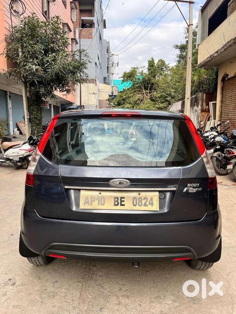 Ford Figo Duratorq Zxi 1.4, 2012, Petrol