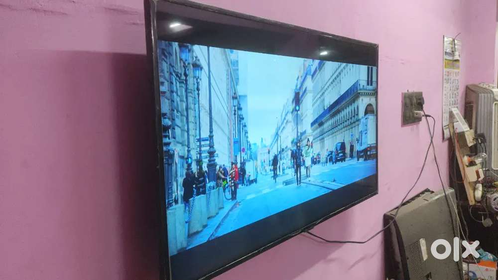 Samsung 43 inch 4K smart TV