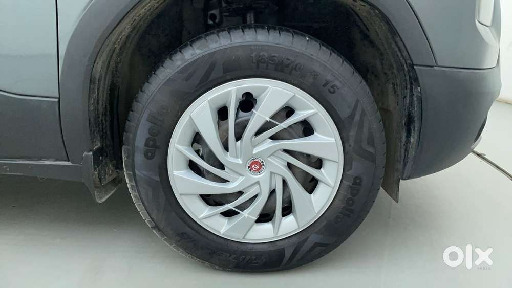 Tata Punch 1.2 Revotron Adventure Rhythm Pack Mt, 2024, Petrol