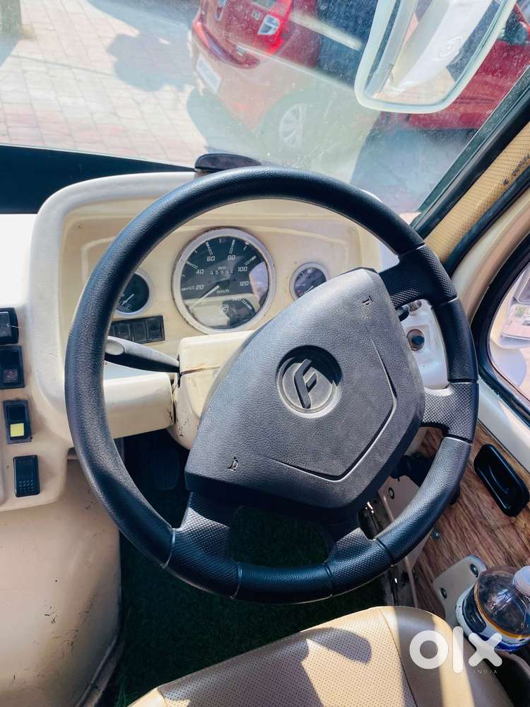 Force Motors Trax Cruiser 12 Str Ac, 2011, Diesel