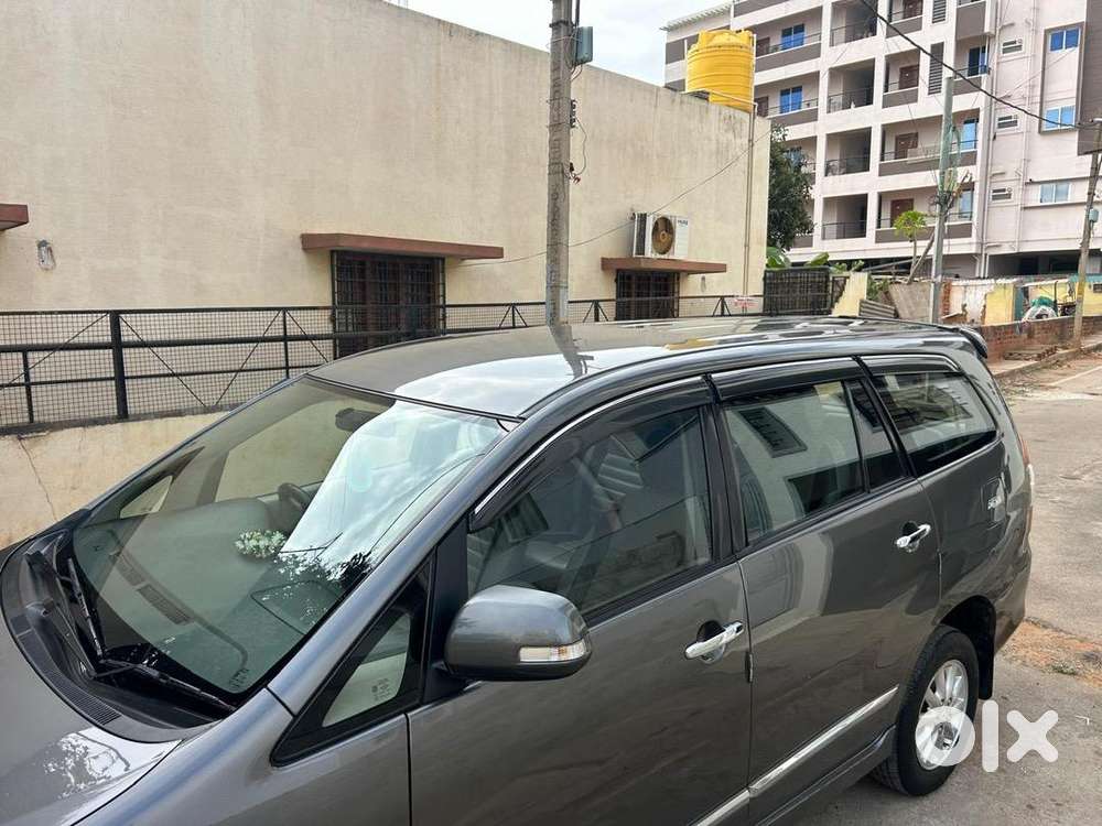Toyota Innova 2015 Diesel 124000 Km Driven
