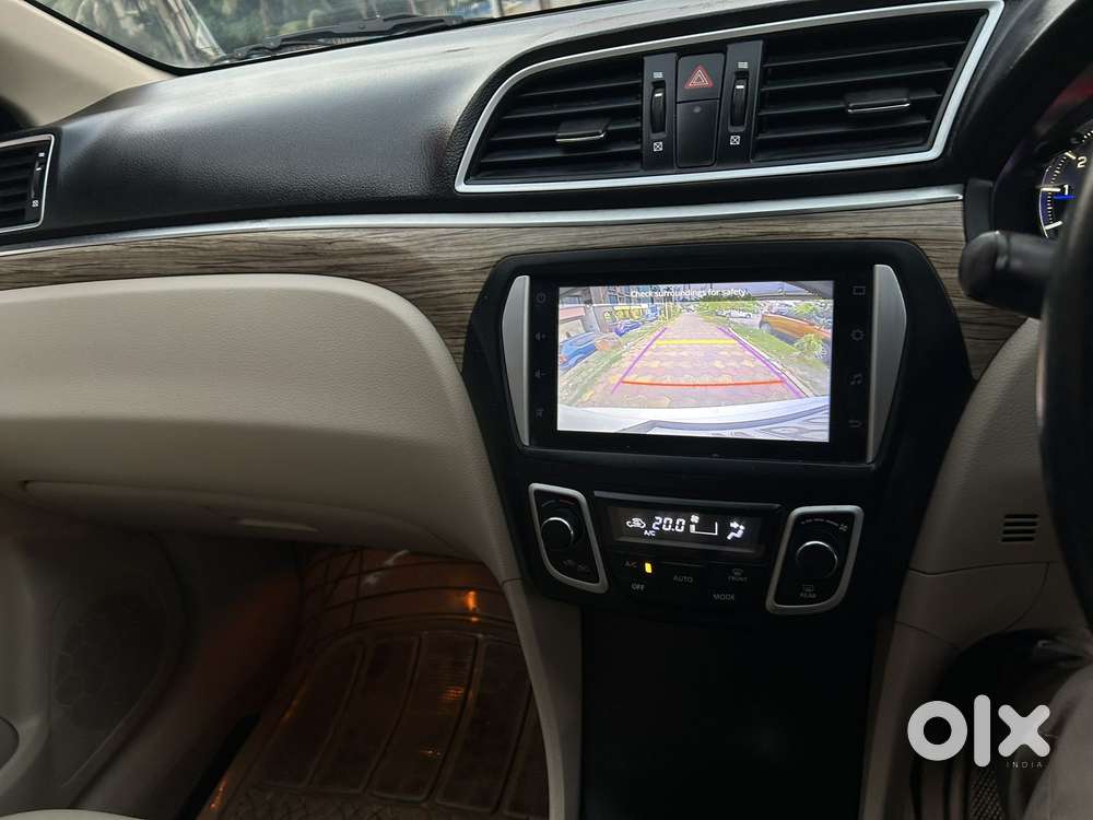 Maruti Suzuki Ciaz 1.5 Alpha Shvs Mt, 2021, Petrol