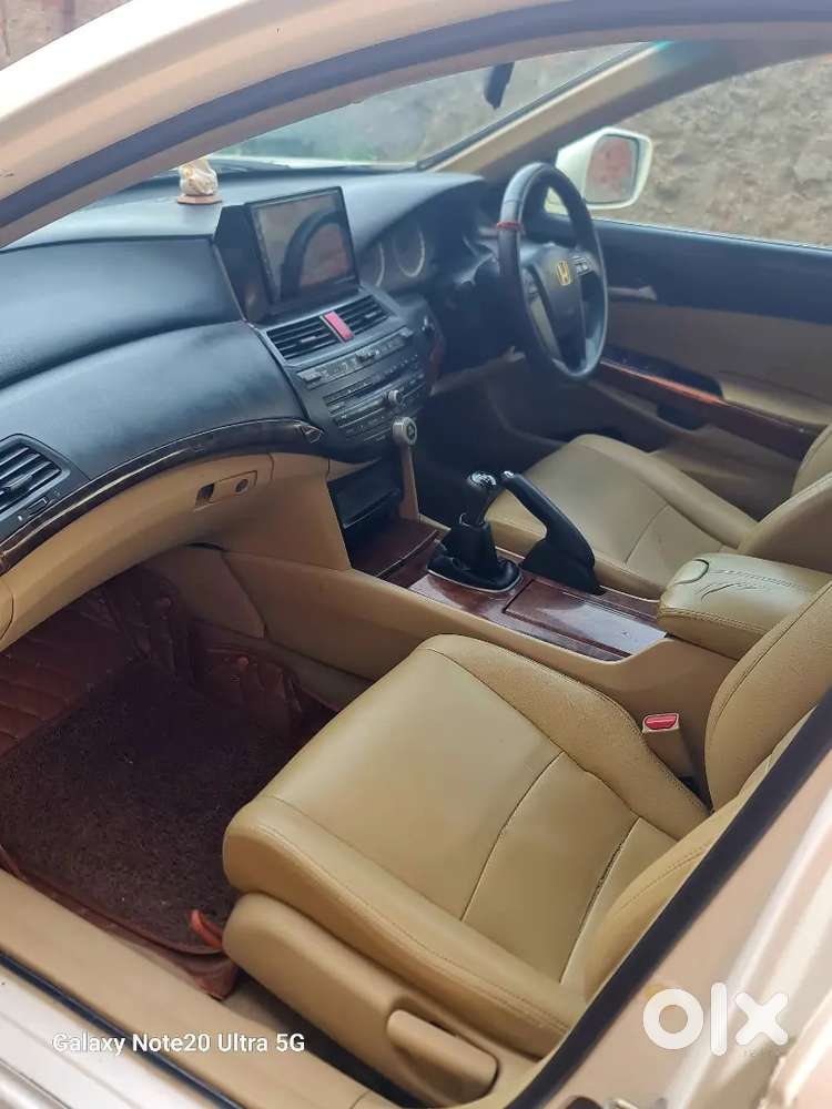 Honda Accord Petrol 2012