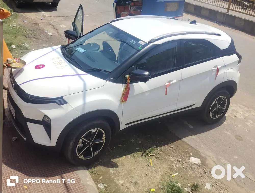 Tata Nexon Petrol 6 Amt 2026