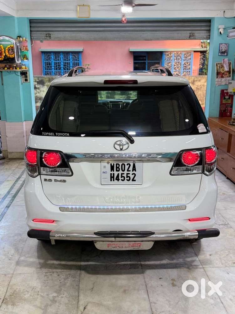 Toyota Fortuner 4x2 Manual, 2015, Diesel