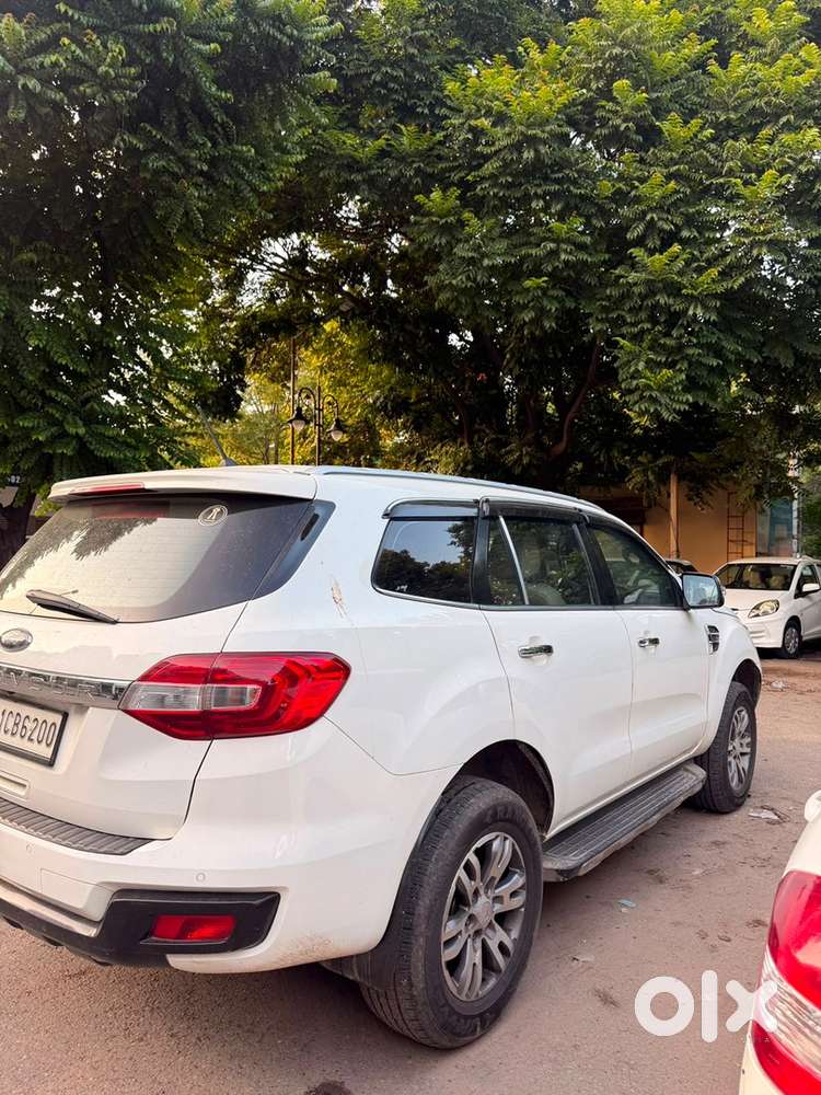 Ford Endeavour 2.2 Titanium 2018