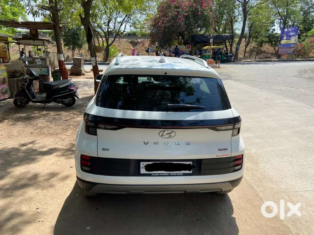 Single Hand Used Car Driven Only 15400 Km