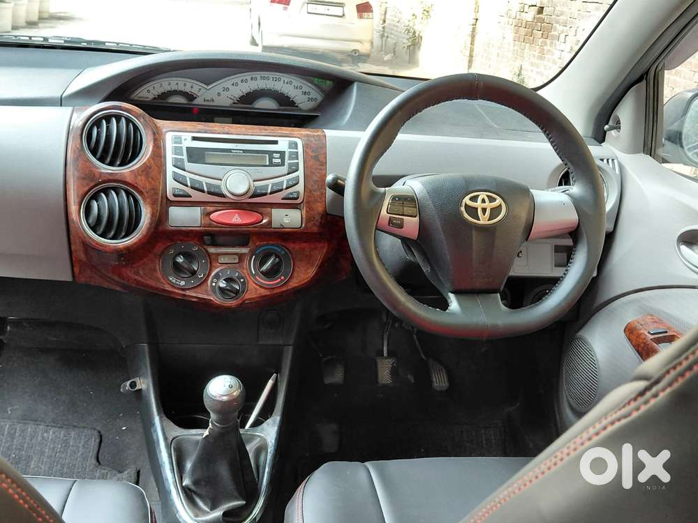 Toyota Etios 2010-2012 Vx, 2011, Petrol