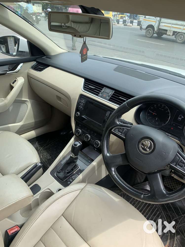 Skoda Octavia Elegance 2.0 Tdi At, 2014, Diesel