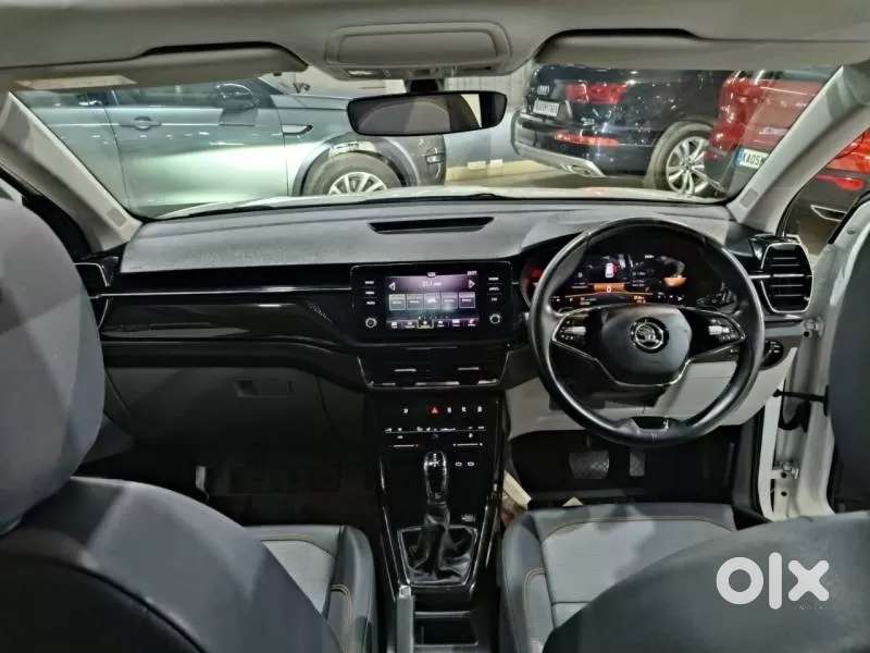 Skoda Kushaq Style 1.0l Tsi At, 2023, Petrol