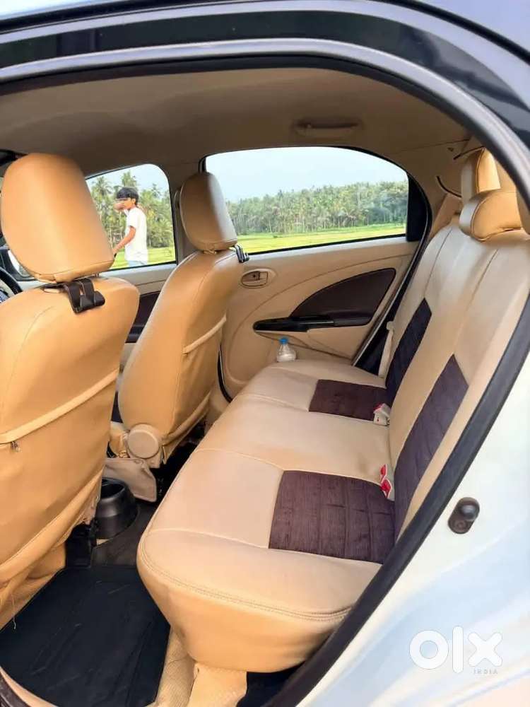 2017 Nov Model Etios Liva Vx Dual Tone