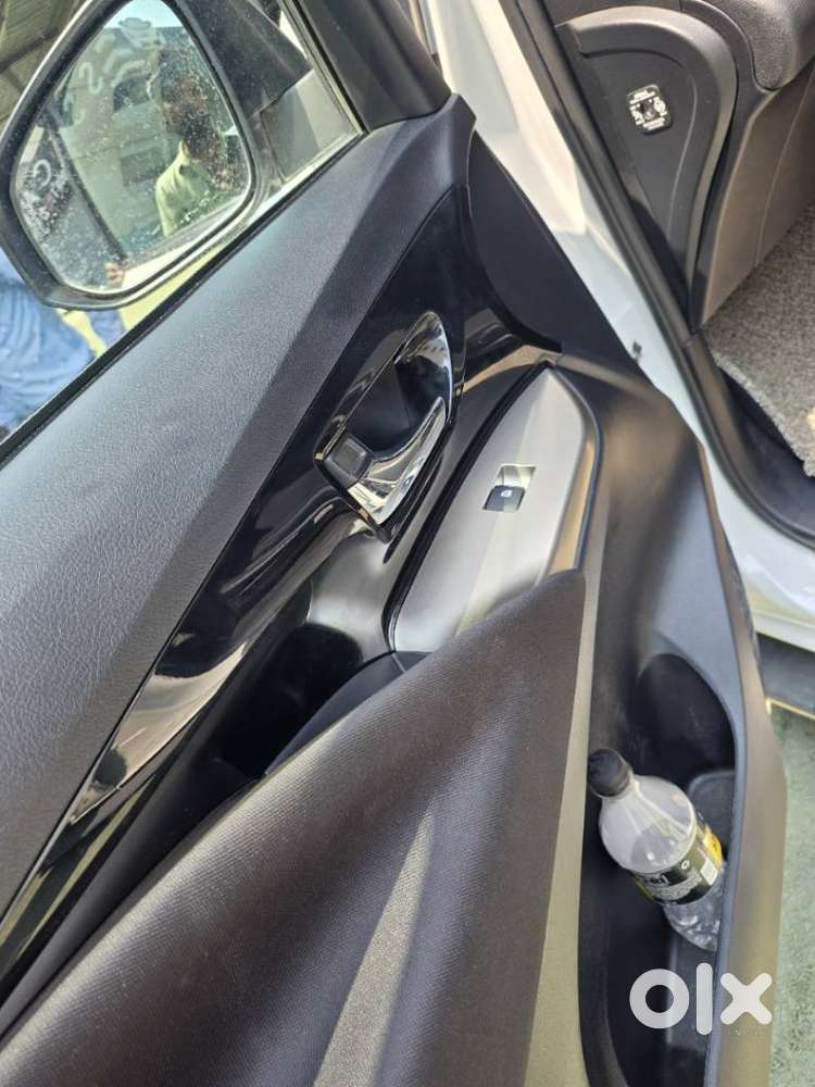 Toyota Innova Crysta Zx 2.4 Diesel 7 Seater, 2025, Diesel