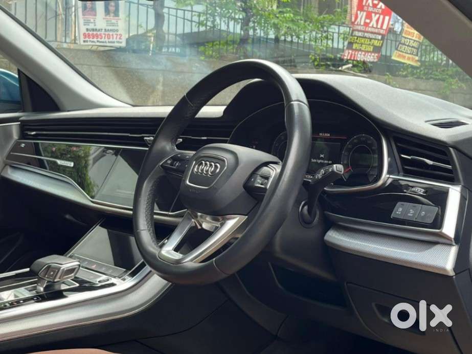 Audi Q8 3.0 Celebration Edition, 2022, Petrol