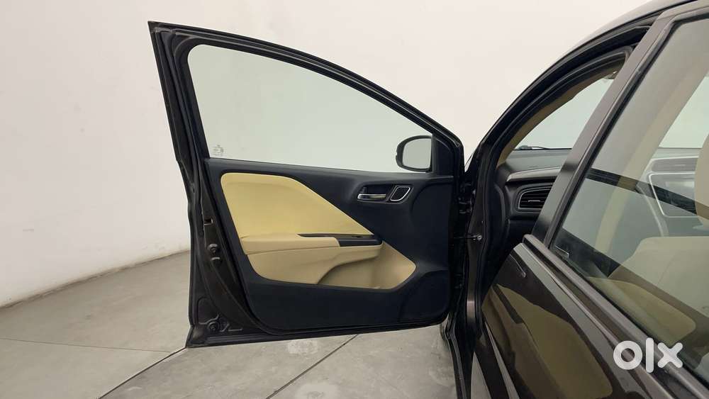 Honda City I-vtec Cvt V, 2017, Petrol