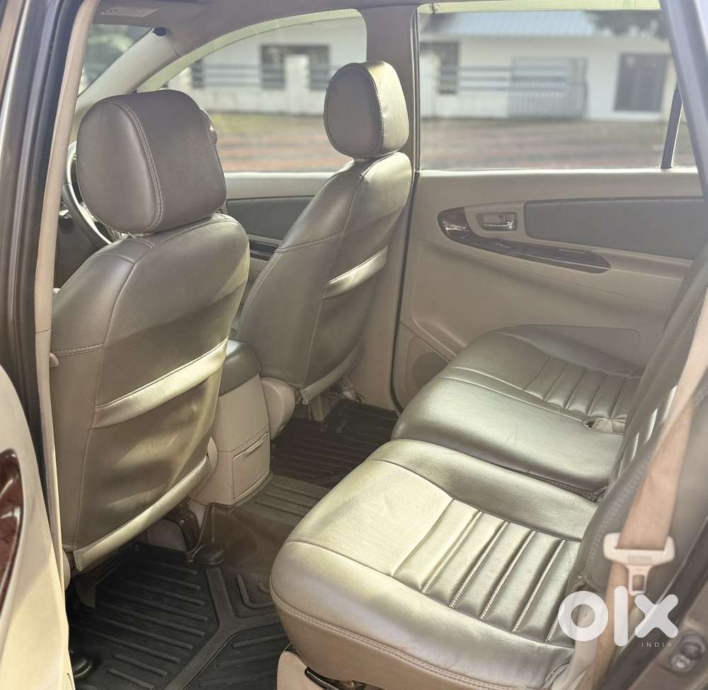 Toyota Innova 2.5 Vx 8 Str, 2012, Diesel