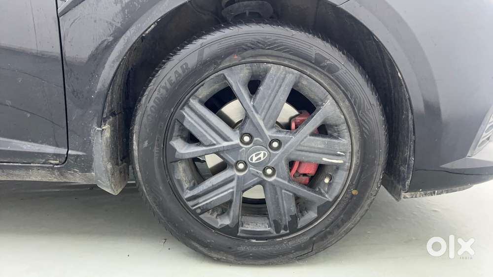 Hyundai Verna 1.5 Sx (o) Turbo Petrol Mt, 2023, Petrol
