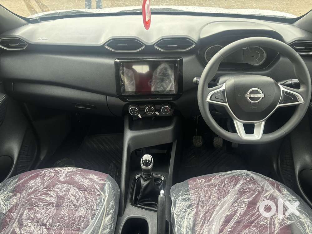 Nissan Magnite Visia Mt, 2025, Petrol